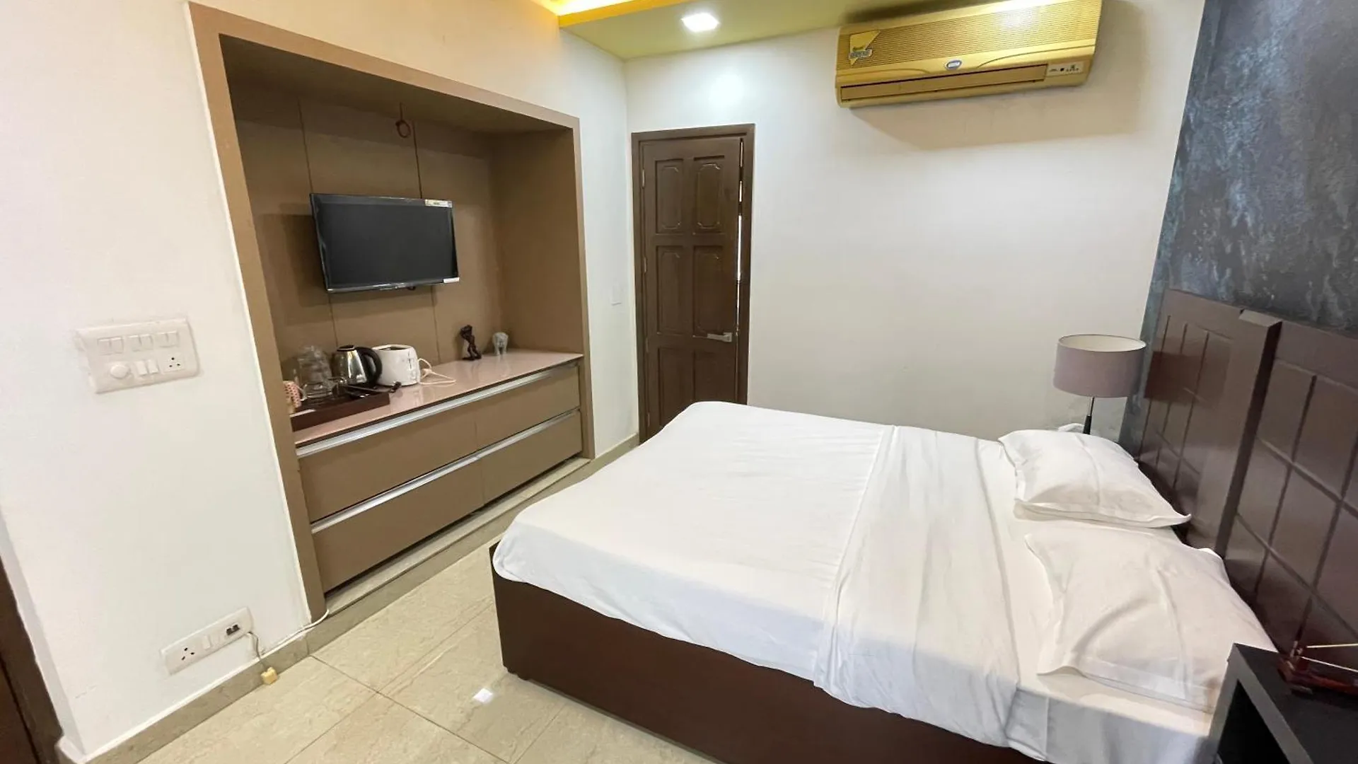 Avanti Tenantry-Luxurious Service Apartments New Delhi India